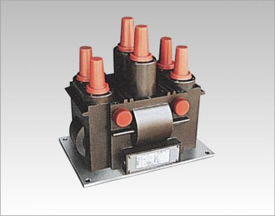 JLSZV10-6、10RJLSZV18-6、10R全封閉肘頭座式帶熔斷器戶內三相組合互感器